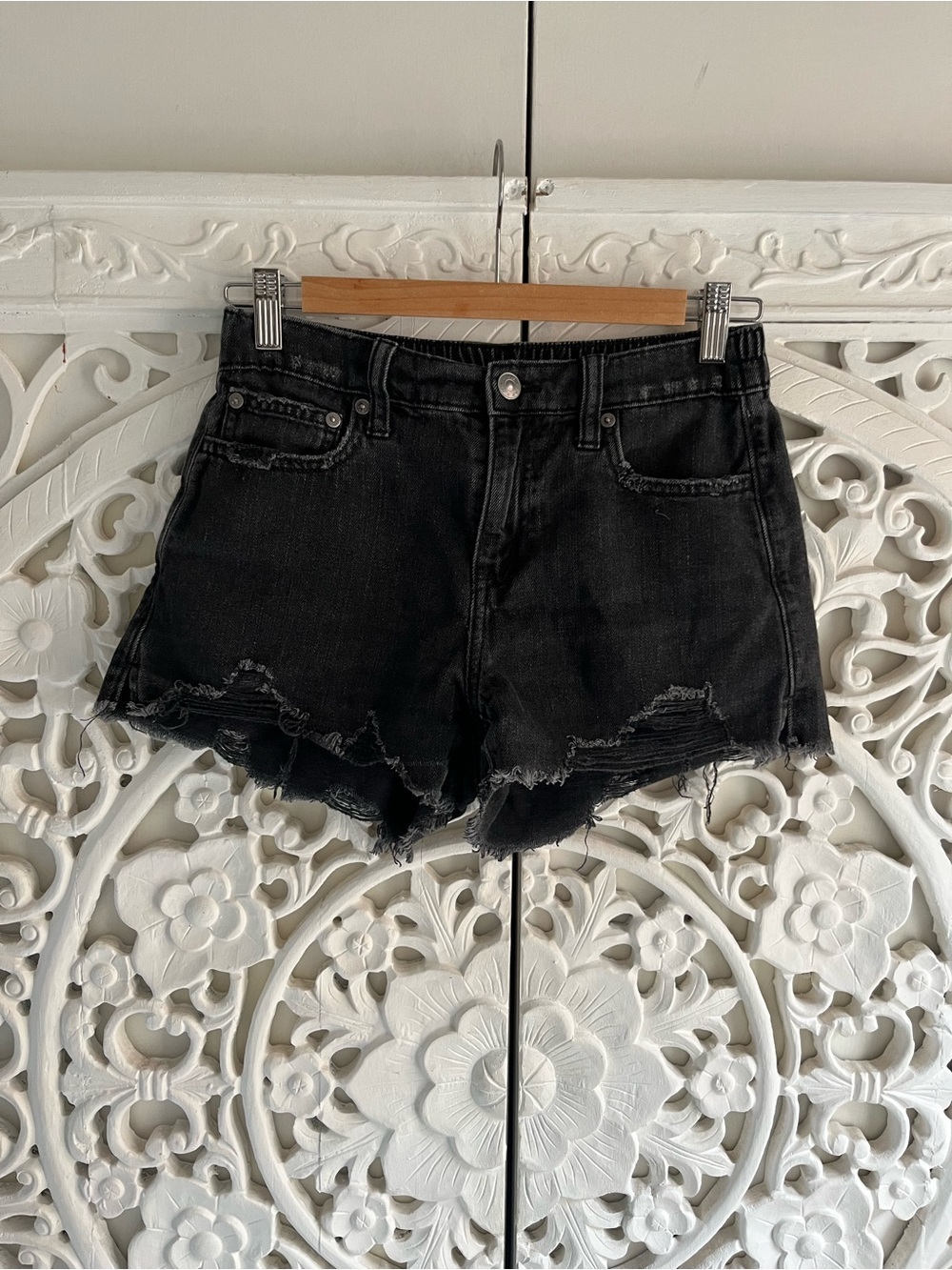 Aerie Black High Rise Distressed Denim Shorts XS